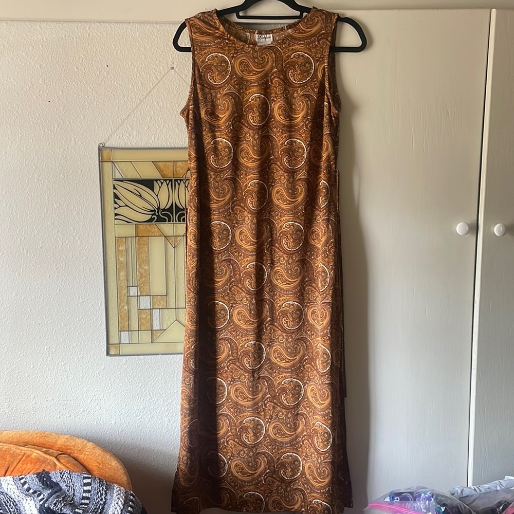 Vintage Darian paisley print sleeveless midi dress with tie back